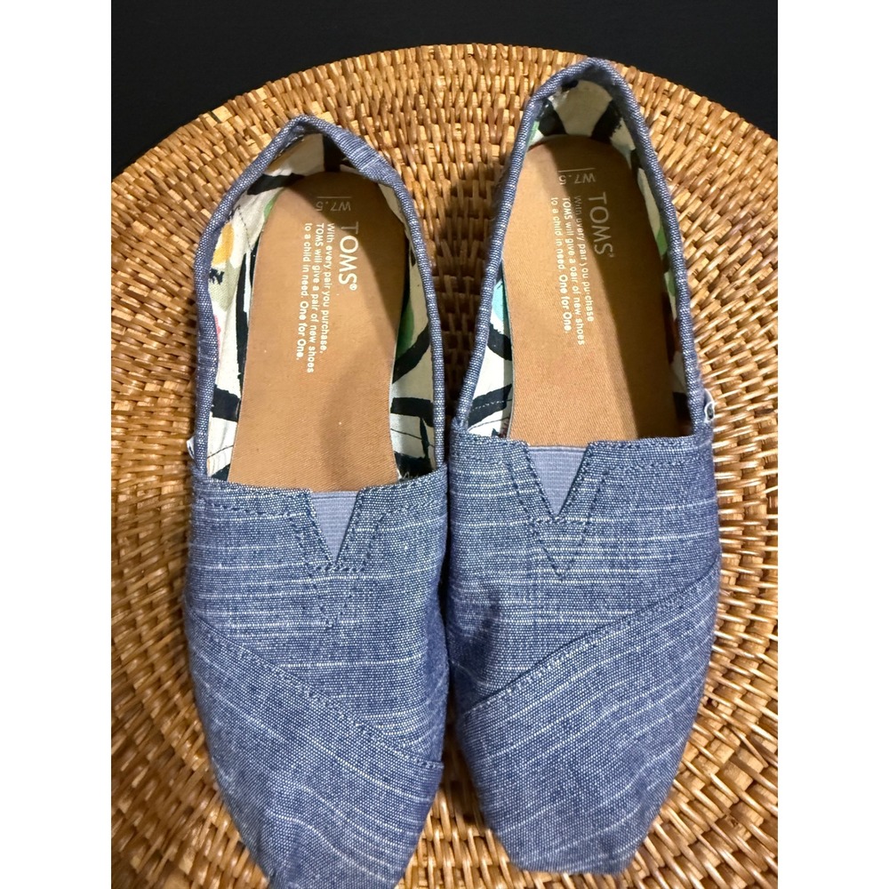 TOMS Classic Alpargata Blue Chambray Pinstripe Slip On Shoes Womens 7.5